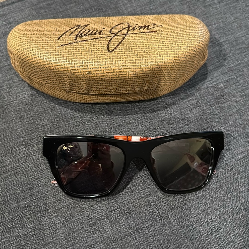 Maui Jim Maui Treble Manchester United sunglasses.